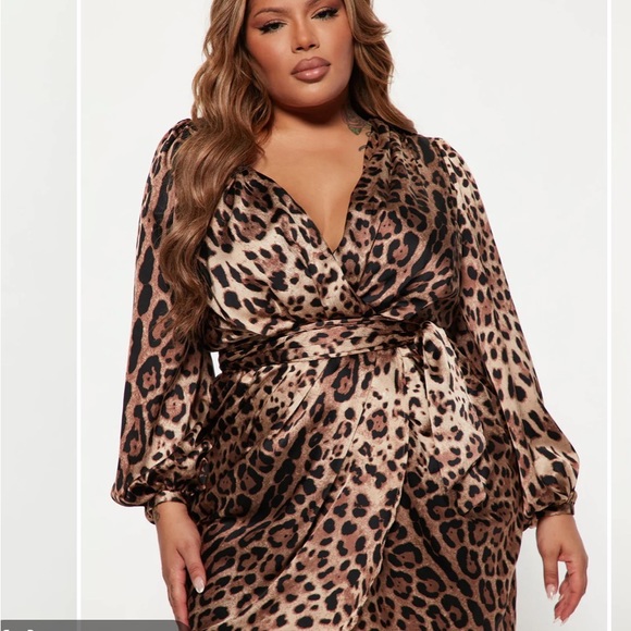 Dress - Picture 3 of 5